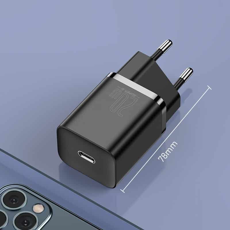 20W Charger Black