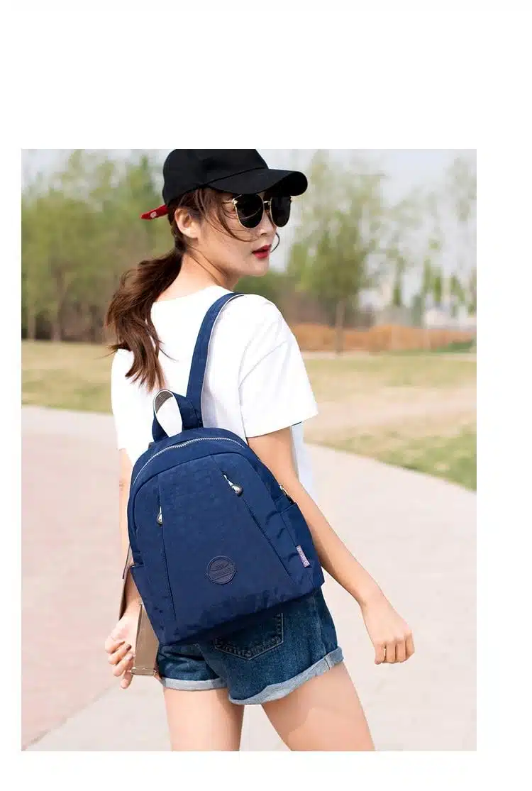 New arrive wholesale fashion casual waterproof nylon backpack #525